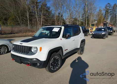 2017 Jeep Renegade Trailhawk 4X4 из США, поврежденный, VIN ZACCJBCB1HPF75376
